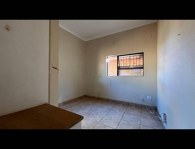 4 BEDROOM HOUSE FOR SALE IN MEYERSDAL